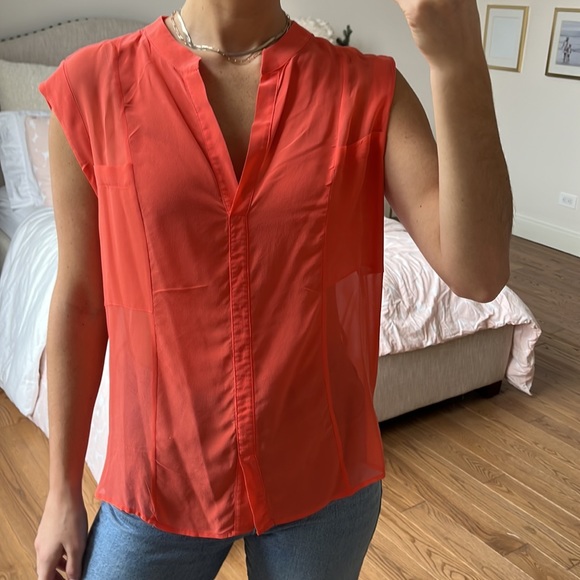 BCBGMAXAZRIA Addison silk blouse size large ambrosia color - Picture 3 of 11